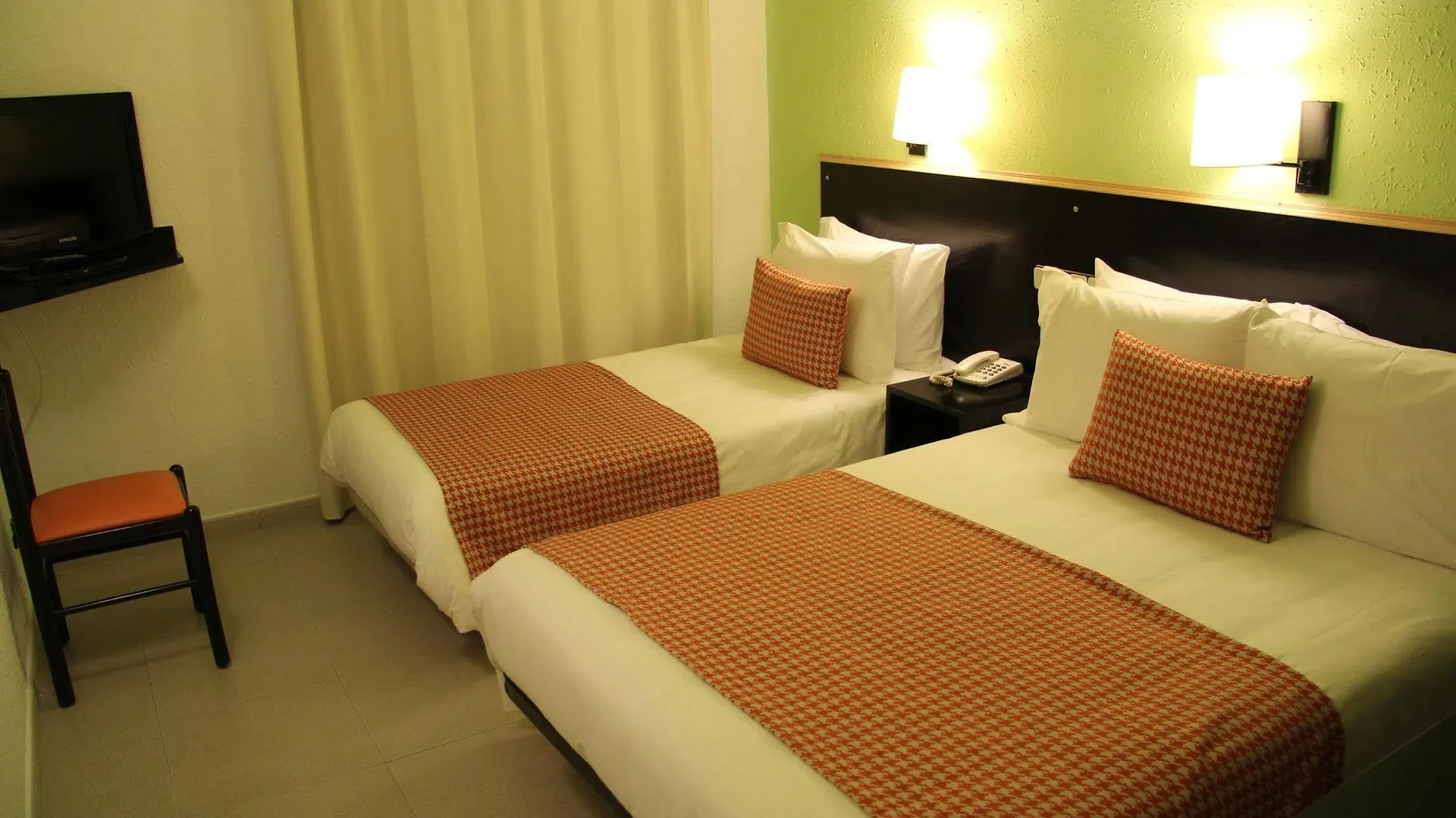 Htop Bcn City #Htopenjoy Barcelona Hotel